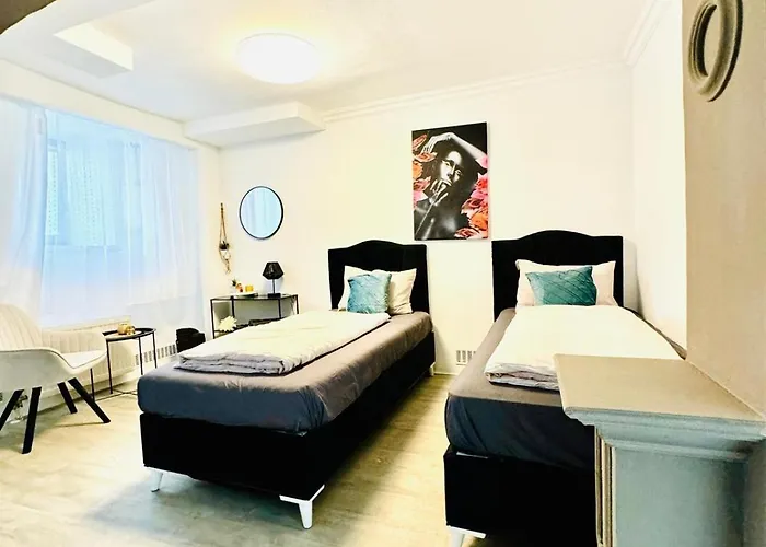 Apartment Very Spacious For Up To 7p With Great Location