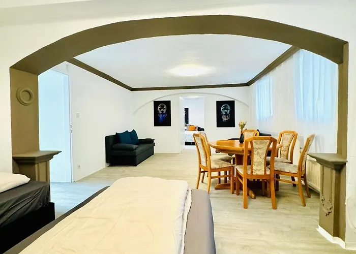 Very Spacious For Up To 7p With Great Location Vienna