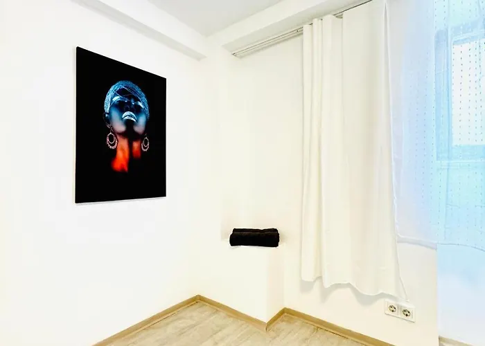 Apartment Very Spacious For Up To 7p With Great Location